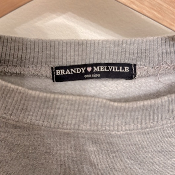 Brandy Melville raw edge cropped sweater small - Picture 3 of 4